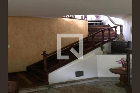 Casa à venda com 3 quartos, 150m² em Jardim Ester Yolanda, São Paulo