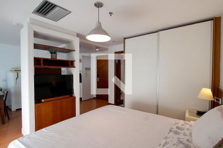 Quarto de apartamento à venda com 1 quarto, 55m² em Barra da Tijuca, Rio de Janeiro