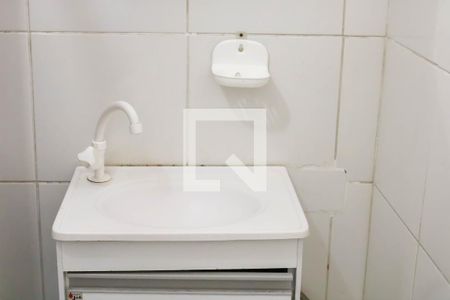 Banheiro de kitnet/studio para alugar com 0 quarto, 25m² em Méier, Rio de Janeiro