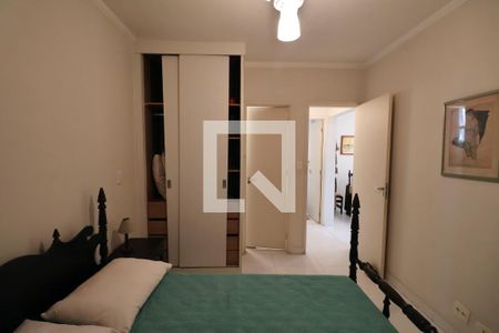 Quarto Suíte  de apartamento para alugar com 2 quartos, 66m² em Centro, Guarujá