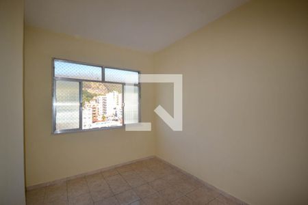 Sala de apartamento para alugar com 2 quartos, 60m² em Centro, Nova Iguaçu