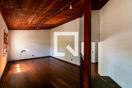 Casa à venda com 4 quartos, 305m² em Ouro Preto, Belo Horizonte