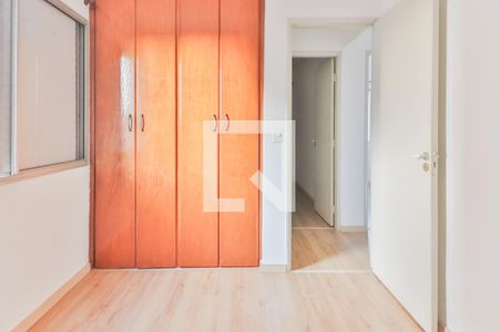 Quarto 2 de apartamento para alugar com 3 quartos, 72m² em Vila Butantã, São Paulo