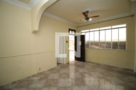 Sala de casa à venda com 2 quartos, 90m² em Penha Circular, Rio de Janeiro