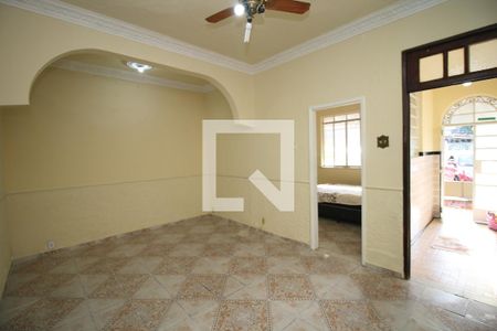 Sala de casa à venda com 2 quartos, 90m² em Penha Circular, Rio de Janeiro