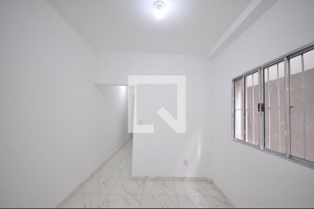 Sala de casa para alugar com 2 quartos, 85m² em Vila Medeiros, São Paulo