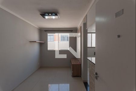 Sala de apartamento para alugar com 2 quartos, 43m² em Loteamento Parque São Martinho, Campinas