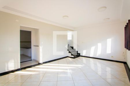 Sala de casa para alugar com 3 quartos, 140m² em Vila Alzira, Santo André