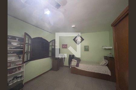 Casa à venda com 2 quartos, 197m² em Piratininga, Niterói