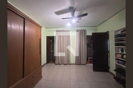 Casa à venda com 2 quartos, 197m² em Piratininga, Niterói