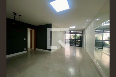 Apartamento à venda com 3 quartos, 125m² em Icaraí, Niterói