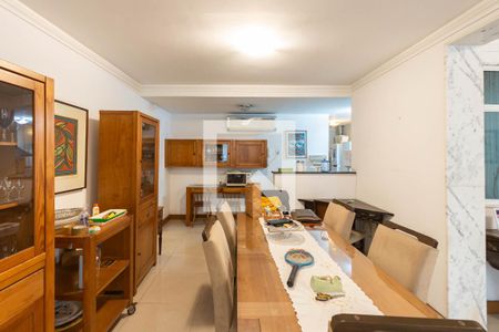 Sala de apartamento à venda com 3 quartos, 120m² em Tijuca, Rio de Janeiro