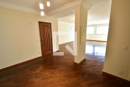 Sala de apartamento à venda com 3 quartos, 147m² em Vila Itapura, Campinas