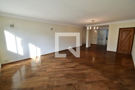 Sala de apartamento à venda com 3 quartos, 147m² em Vila Itapura, Campinas