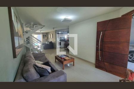 Casa à venda com 3 quartos, 173m² em Itaipu, Niterói