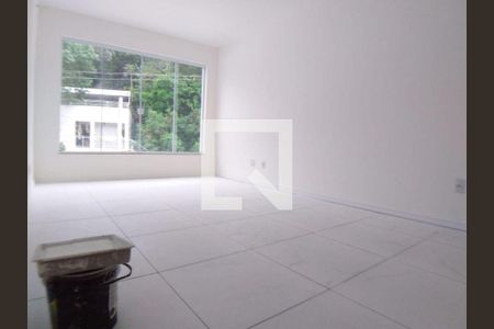 Casa à venda com 4 quartos, 200m² em Itacoatiara, Niterói