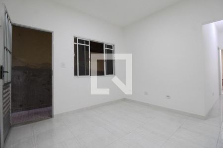 Sala de casa para alugar com 3 quartos, 70m² em Jardim Itapemirim, São Paulo