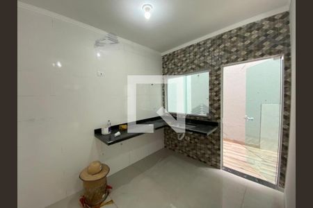 Foto 05 de casa à venda com 2 quartos, 154m² em Vila Curuçá, Santo André