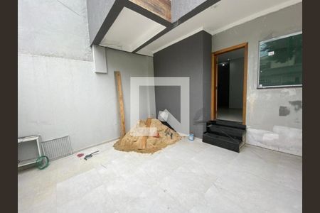 Foto 02 de casa à venda com 2 quartos, 154m² em Vila Curuçá, Santo André