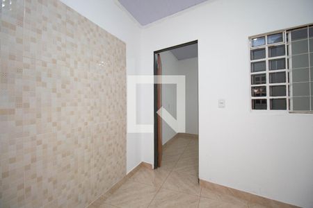 Cozinha e Área de Serviço de kitnet/studio para alugar com 1 quarto, 20m² em Vila Telebrasília, Brasília