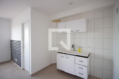 Sala/Cozinha de kitnet/studio à venda com 1 quarto, 25m² em Vila Campanela, São Paulo