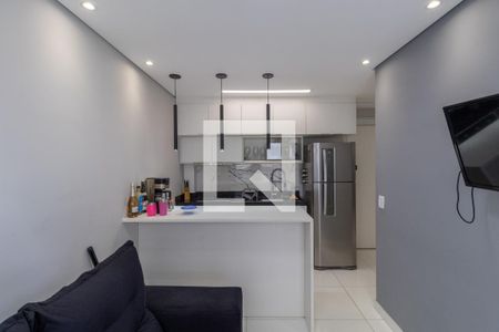 Sala e Cozinha Integrada de apartamento à venda com 2 quartos, 40m² em Vila Ré, São Paulo