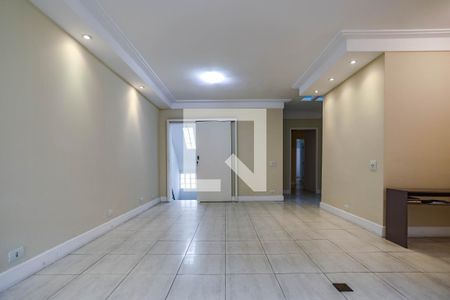 Sala de casa para alugar com 3 quartos, 244m² em Vila Oliveira, Mogi das Cruzes