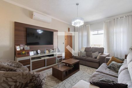 Sala de casa à venda com 2 quartos, 249m² em Jardim Santa Mena, Guarulhos