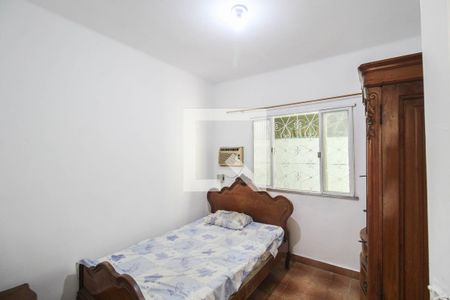 Quarto de casa para alugar com 1 quarto, 56m² em Centro, Nilópolis