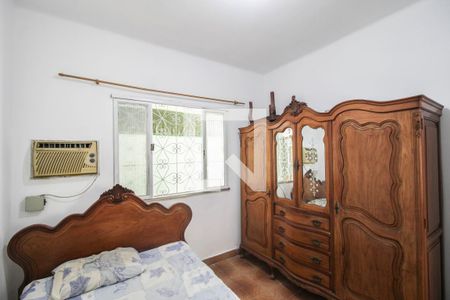 Quarto de casa para alugar com 1 quarto, 56m² em Centro, Nilópolis