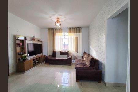 Sala de apartamento à venda com 3 quartos, 94m² em Cachoeirinha, Belo Horizonte