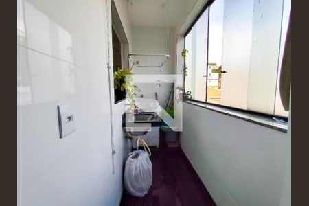 Cozinha  de apartamento à venda com 3 quartos, 94m² em Cachoeirinha, Belo Horizonte