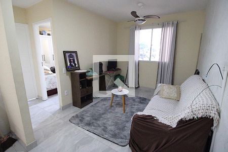 Sala de apartamento para alugar com 2 quartos, 40m² em Cascadura, Rio de Janeiro