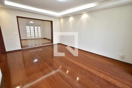 Sala 1 de casa à venda com 4 quartos, 374m² em Jardim Chapadão, Campinas