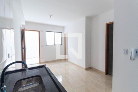 Sala/Cozinha de apartamento para alugar com 2 quartos, 35m² em Vila Ré, São Paulo