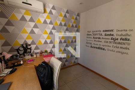 Quarto 1 de apartamento à venda com 3 quartos, 98m² em Santa Rosa, Niterói