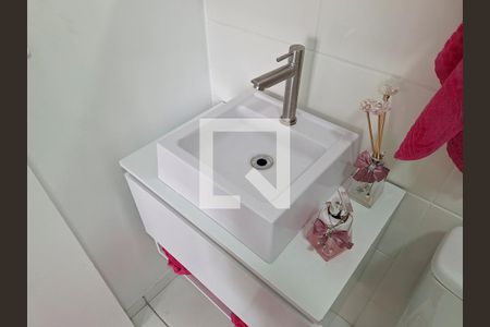 Banheiro de apartamento à venda com 2 quartos, 41m² em Vila Guaca, São Paulo