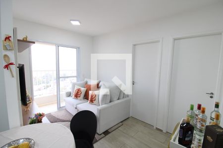 Sala / Cozinha de apartamento à venda com 2 quartos, 41m² em Vila Guaca, São Paulo