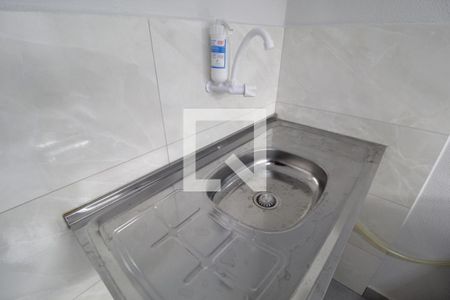 Cozinha de kitnet/studio para alugar com 1 quarto, 15m² em Martins, Uberlândia