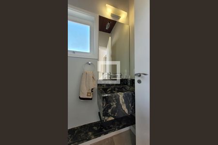 Casa de condomínio à venda com 600m², 7 quartos e 8 vagas Casa de condomínio à venda com 600m², 7 quartos e 8 vagasLavabo