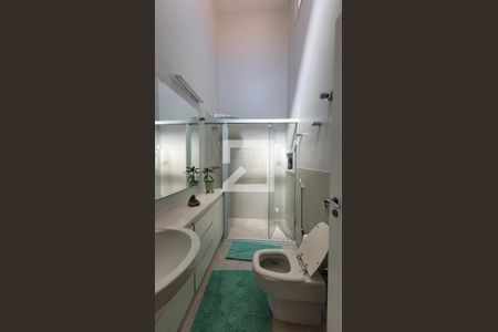 Casa de condomínio à venda com 600m², 7 quartos e 8 vagas Casa de condomínio à venda com 600m², 7 quartos e 8 vagasBanheiro social