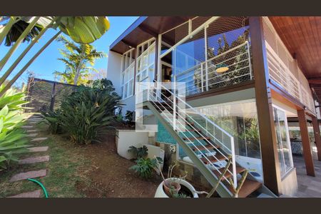 Casa de condomínio à venda com 600m², 7 quartos e 8 vagas Casa de condomínio à venda com 600m², 7 quartos e 8 vagasÁrea externa