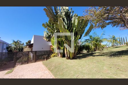 Casa de condomínio à venda com 600m², 7 quartos e 8 vagas Casa de condomínio à venda com 600m², 7 quartos e 8 vagasFachada