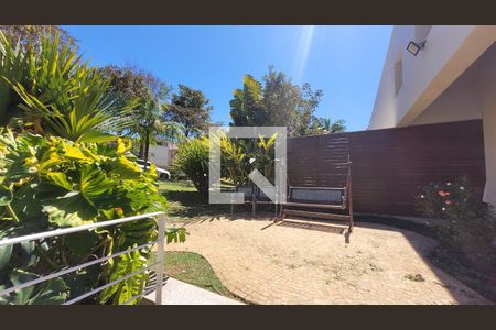 Casa de condomínio à venda com 600m², 7 quartos e 8 vagas Casa de condomínio à venda com 600m², 7 quartos e 8 vagasFachada