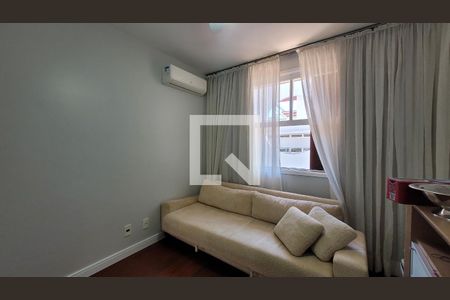 Casa de condomínio à venda com 600m², 7 quartos e 8 vagas Casa de condomínio à venda com 600m², 7 quartos e 8 vagasQuarto 2