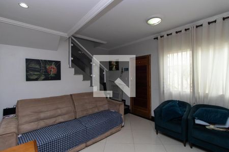 Sala de casa de condomínio à venda com 2 quartos, 66m² em Vila Nelson, São Paulo