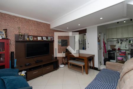 Sala de casa de condomínio à venda com 2 quartos, 66m² em Vila Nelson, São Paulo