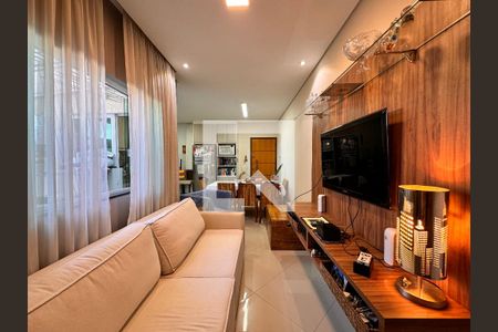 Sala de apartamento à venda com 2 quartos, 60m² em Vila Camilópolis, Santo André