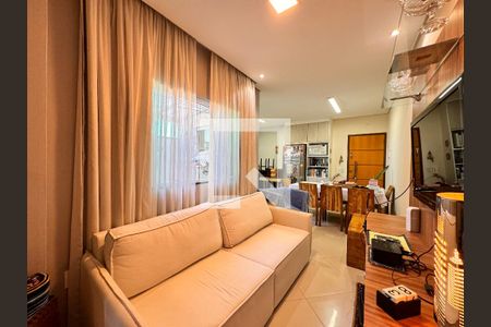 Sala de apartamento à venda com 2 quartos, 60m² em Vila Camilópolis, Santo André