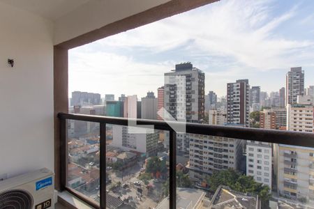 Varanda de apartamento à venda com 1 quarto, 30m² em Vila Pompéia, São Paulo